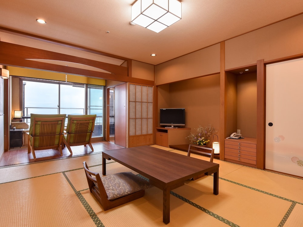 Hotel Sanrakuso 30/50