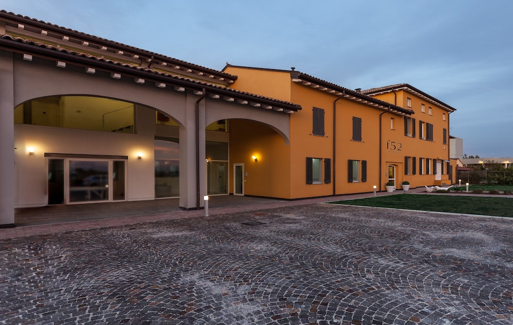Hotel Forlanini52 Parma 3/29