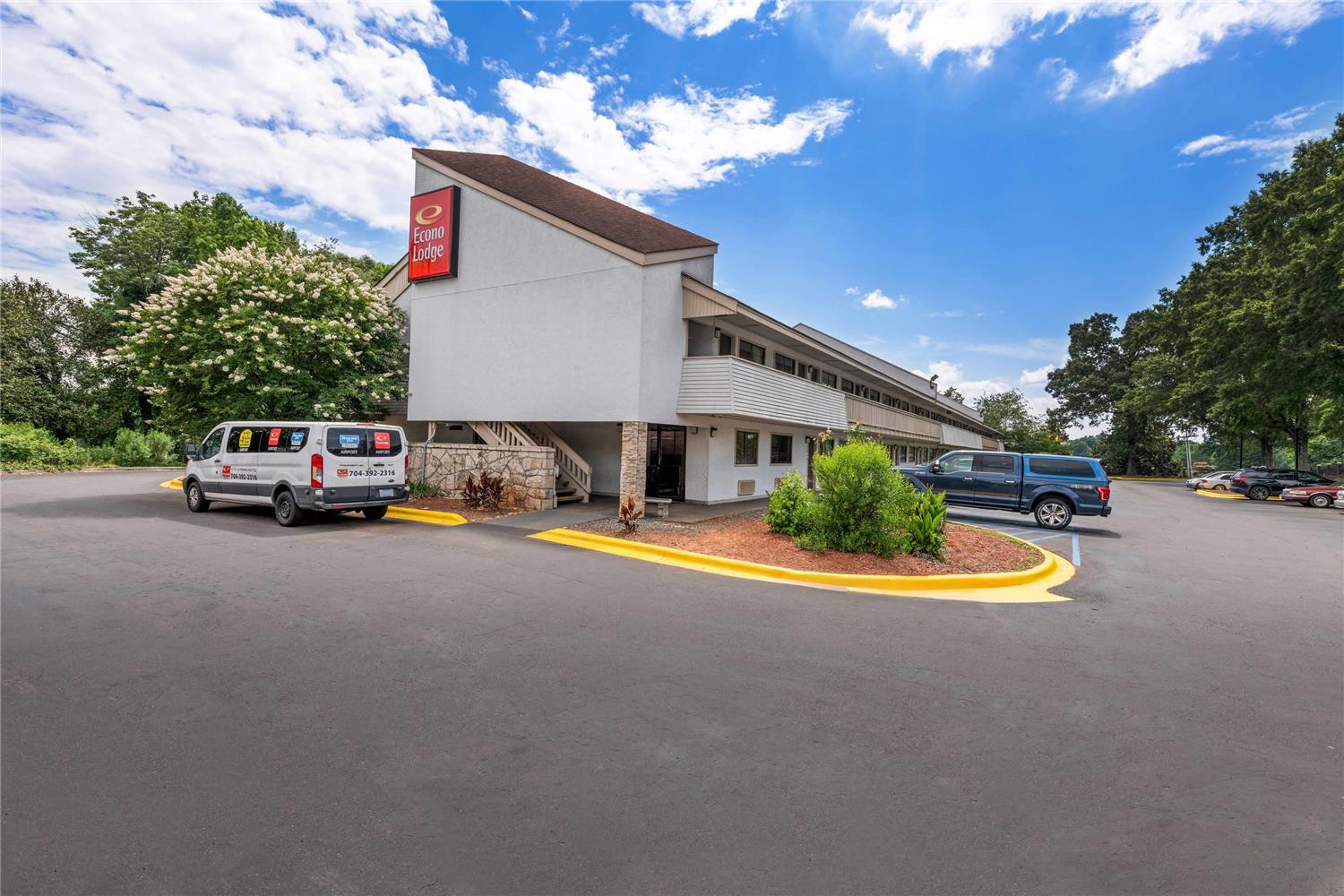 Econo Lodge Charlotte Airport 9/16