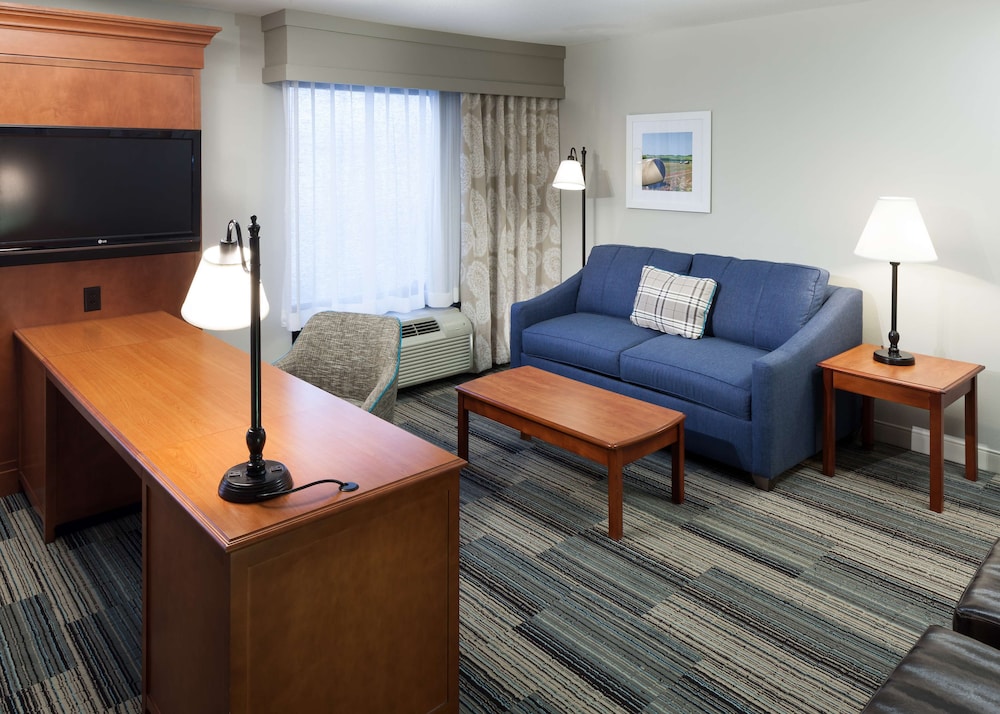 Hampton Inn Suites Cedar Rapids North 29/40