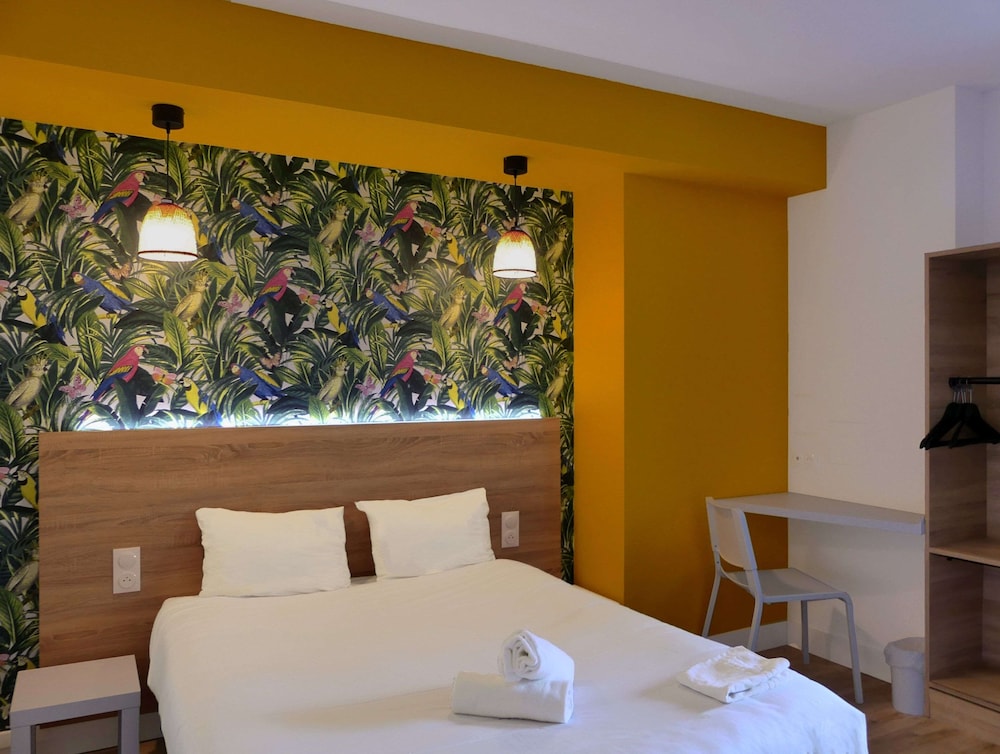 KYRIAD DIRECT Toulon Ouest La Seyne sur Mer 16/23