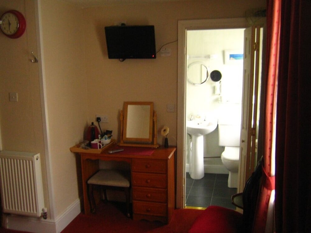 Gleneagles Guest House 9/12