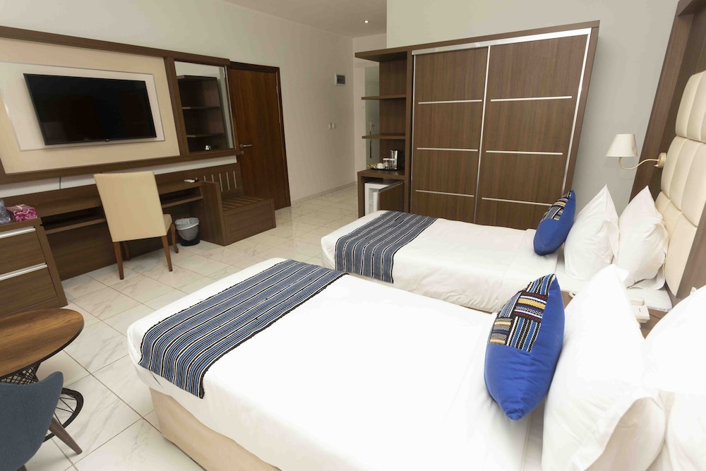 San Marino Hotel Apartment 9/50
