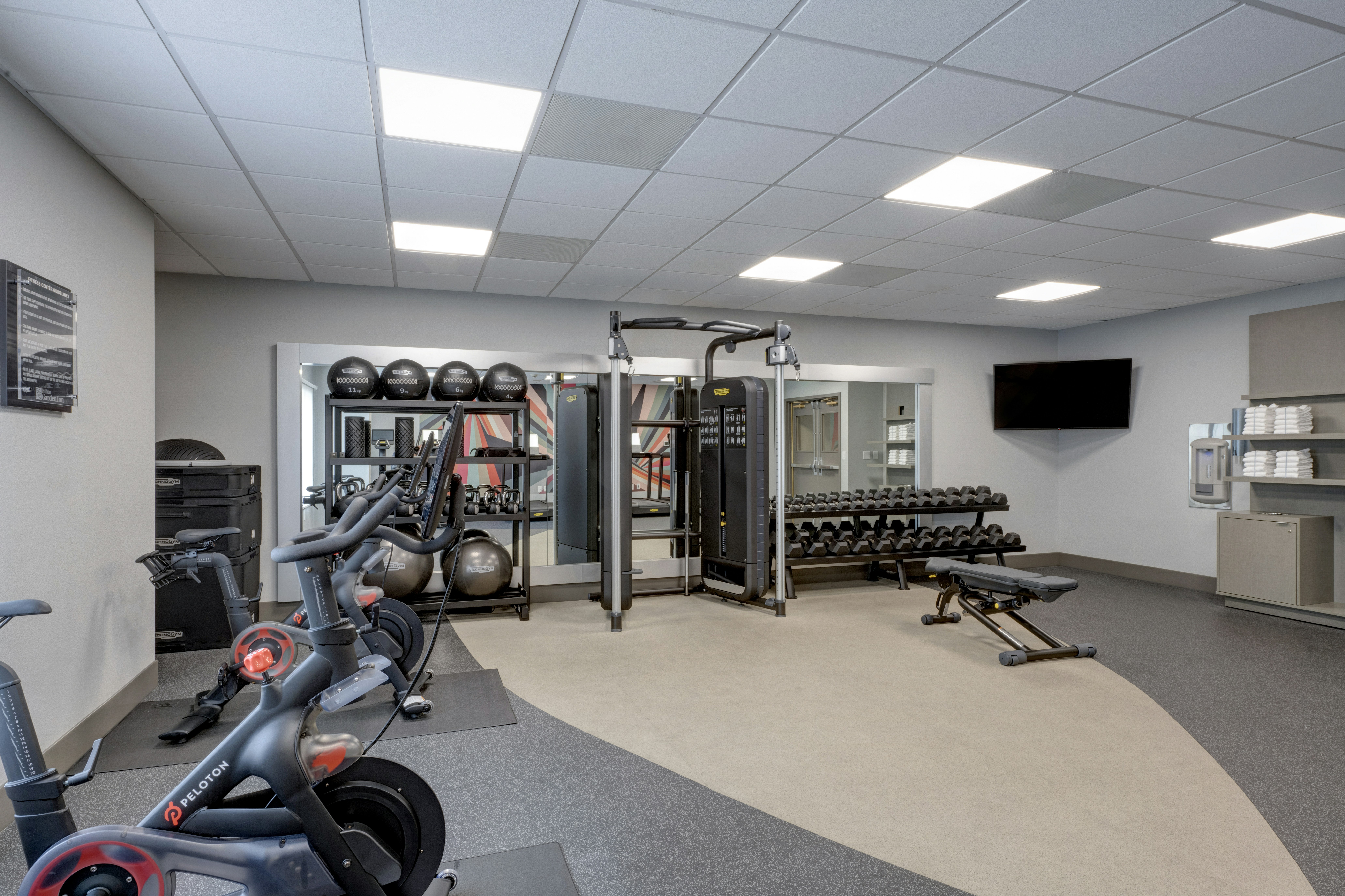 Hilton Garden Inn Anaheim Garden Grove 18/41