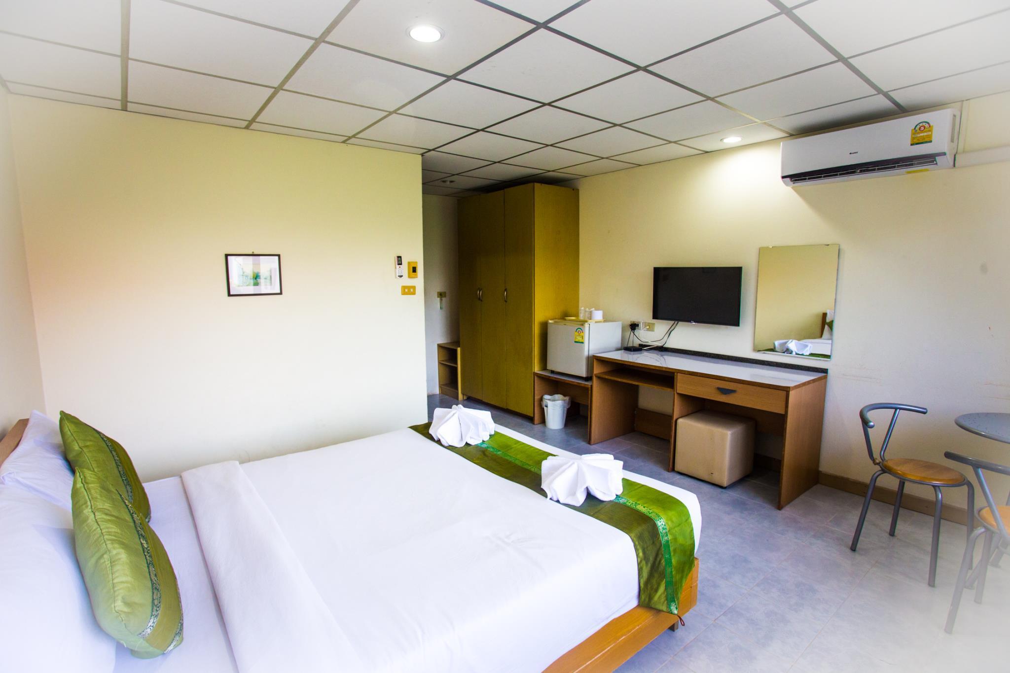Room, Queen Bed