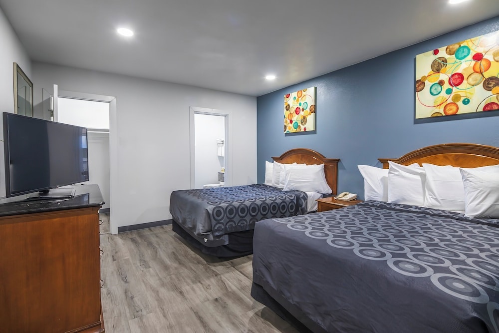 Hitching Post Studios Inn 18/63