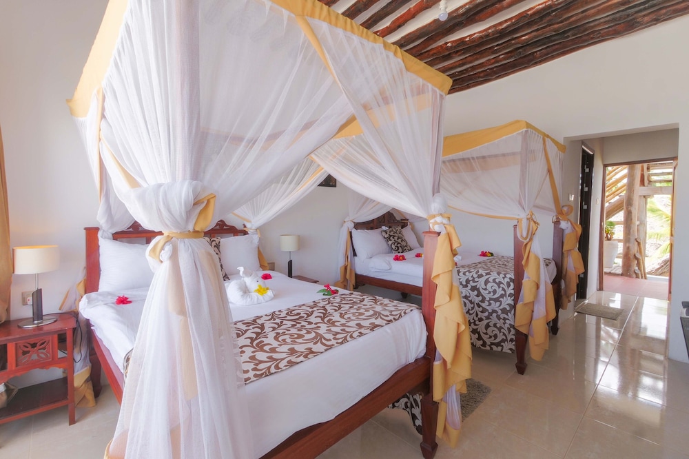 Isla Bonita Zanzibar Beach Resort 18/48