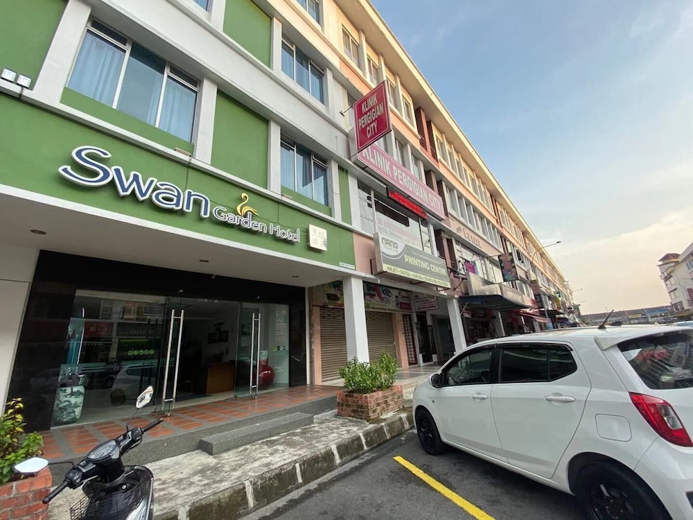 Swan Garden Hotel 58/63