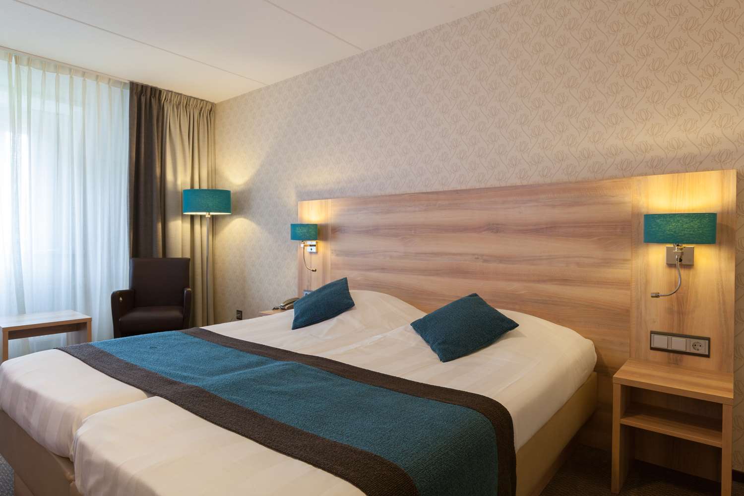Quality, Deluxe, Twin Beds