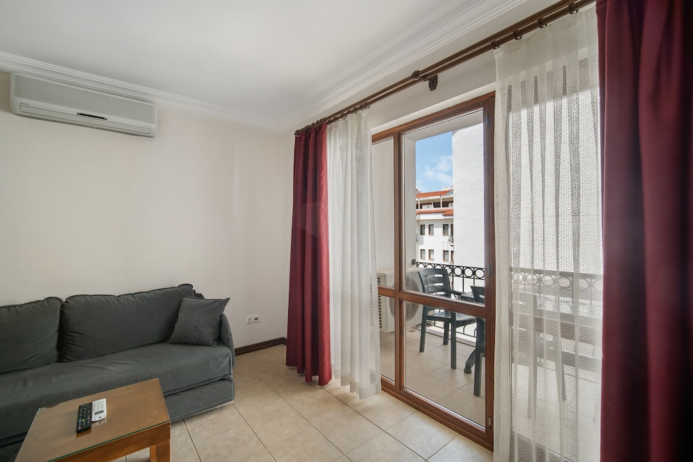Fora Apart Hotel 31/49