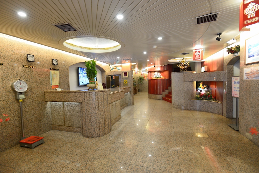Hua Guo Hotel 5/50