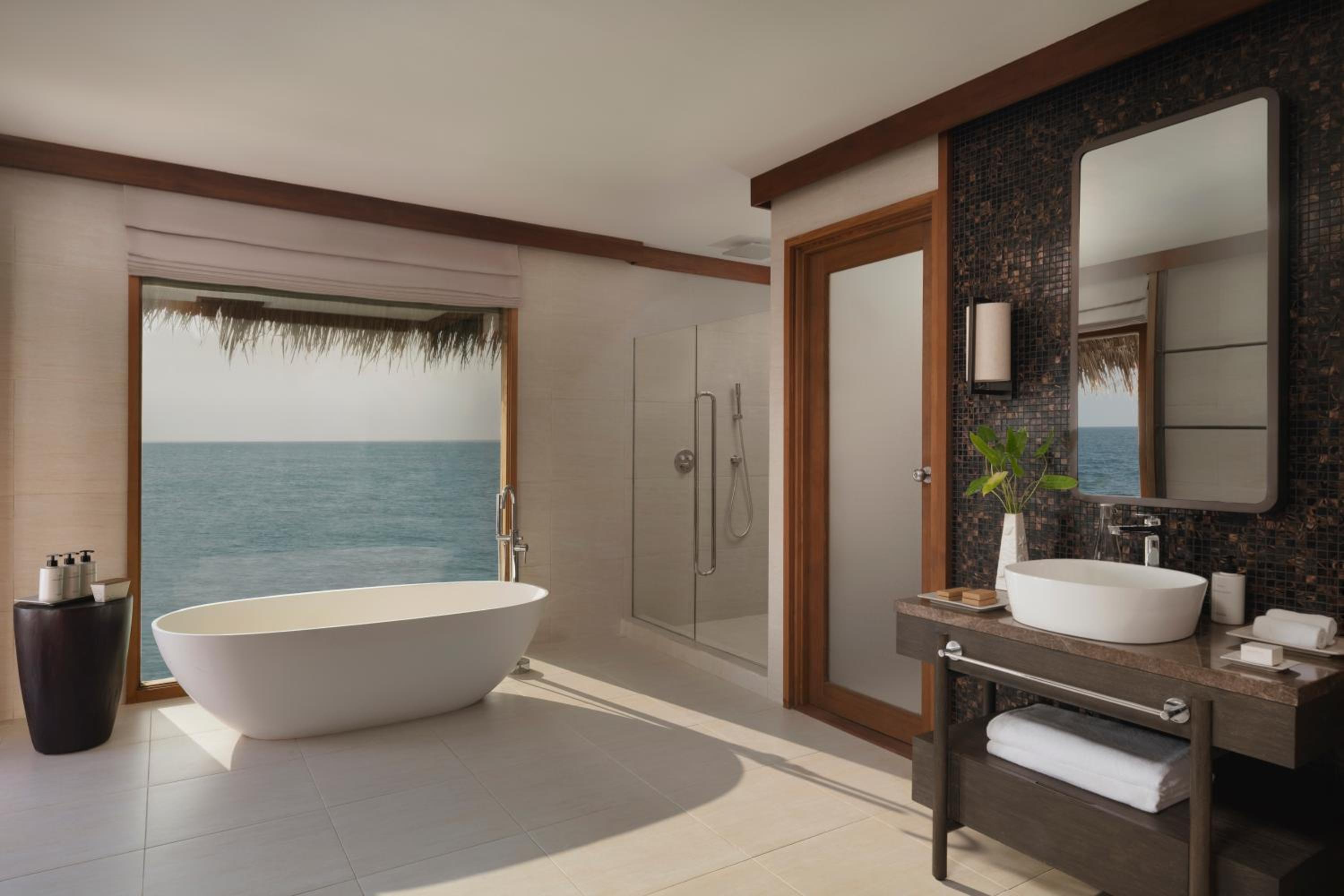 Water Villa, Deluxe, with Pool، Conrad Maldives Rangali Island 3/3