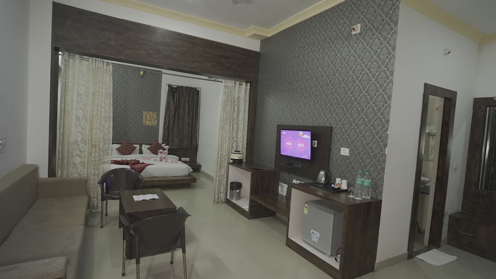 Dreams Resort Udaipur 34/44
