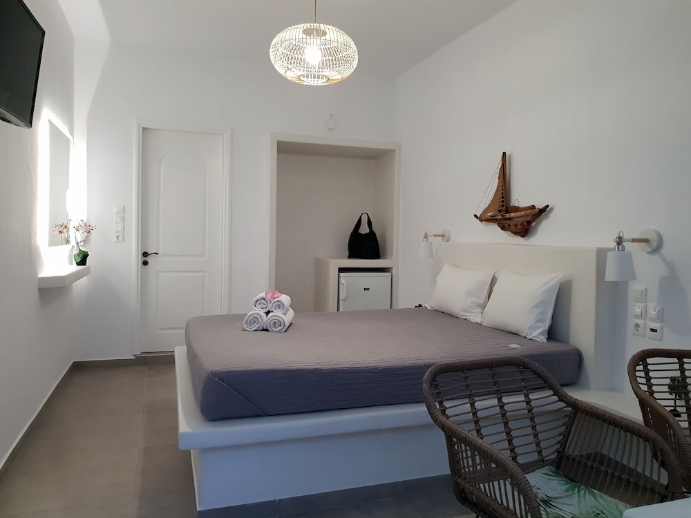 Efthimias Rooms 10/23