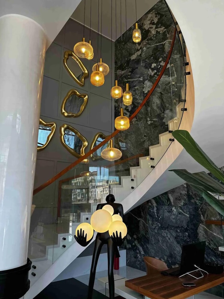 Hotel Onyx By Luna 12/61