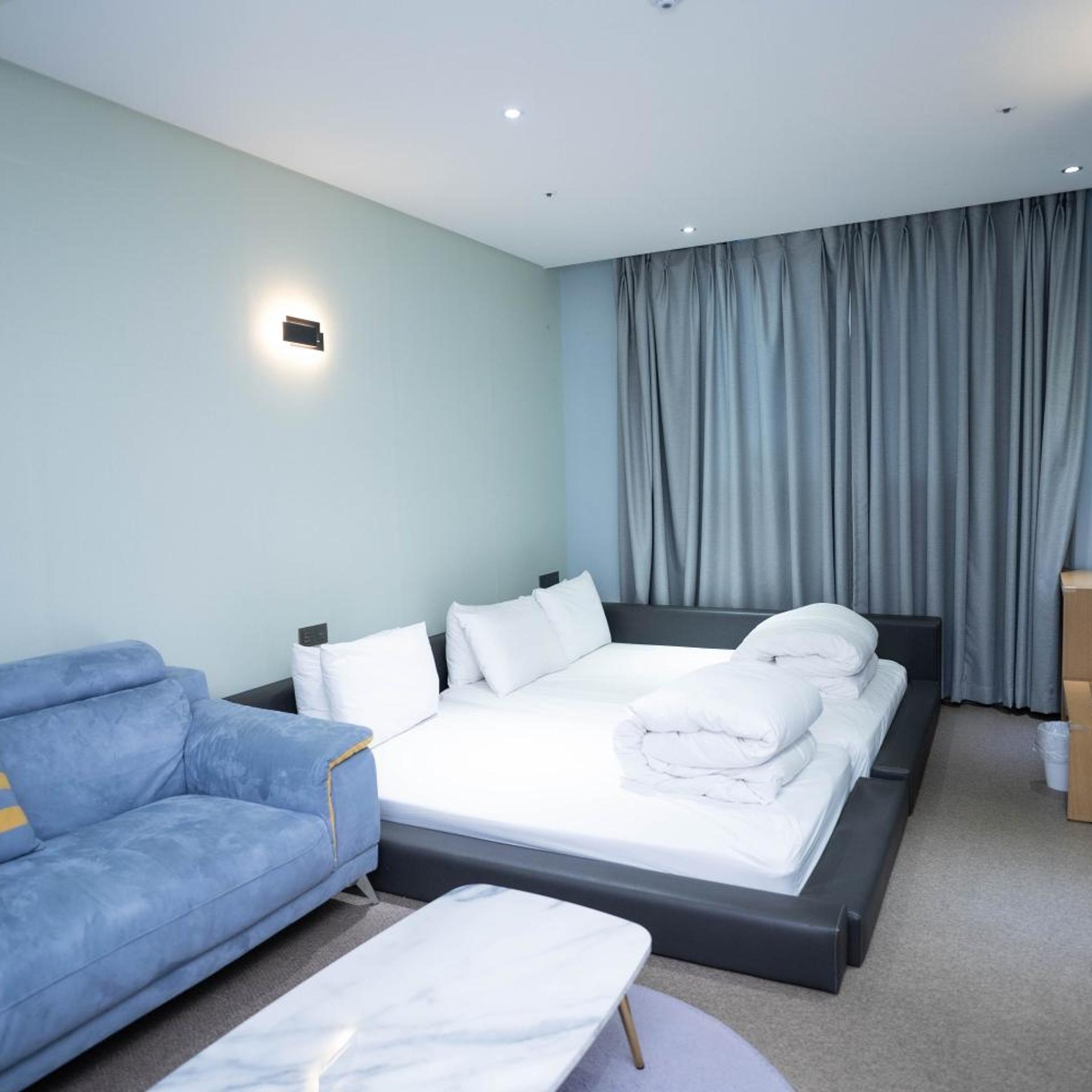 Family, with Child Extra Bed, with Pool