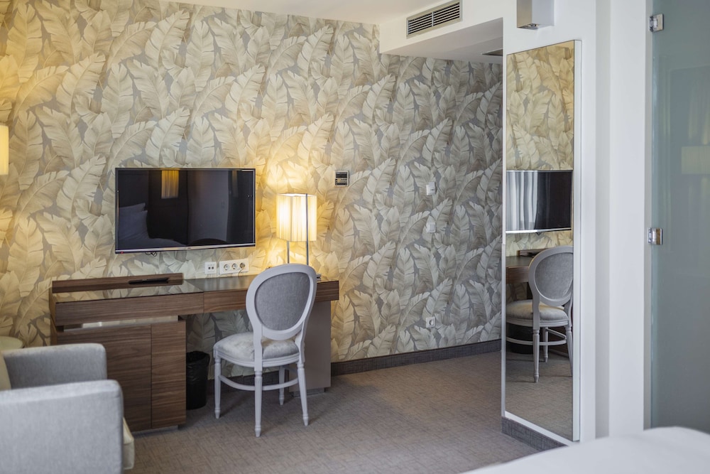 Belgrade Art Hotel 56/59