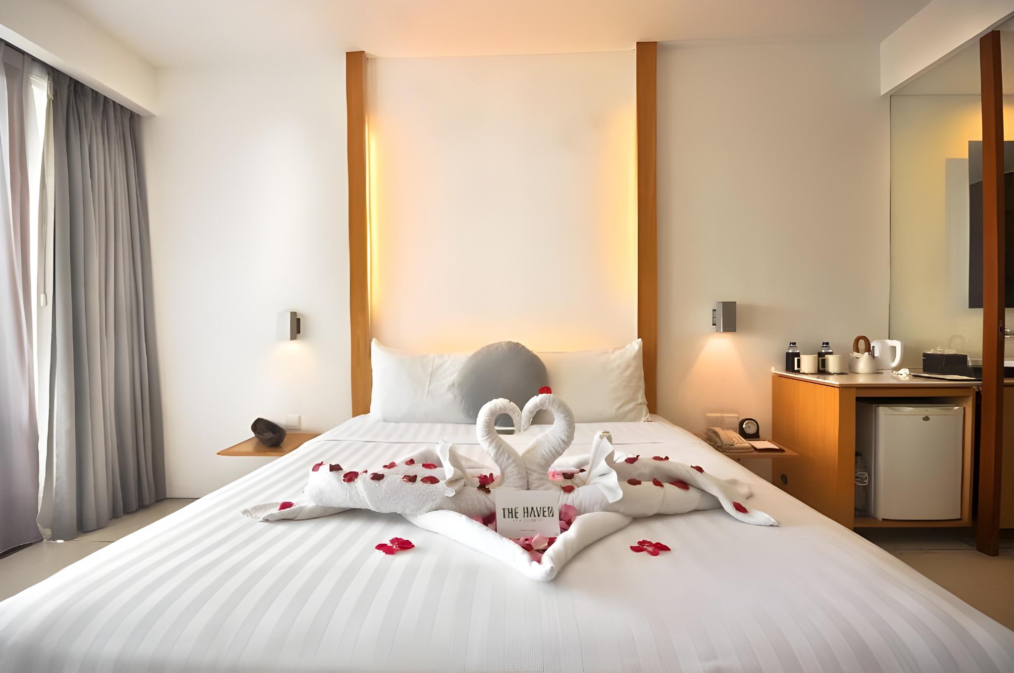 Suite, Single Bed