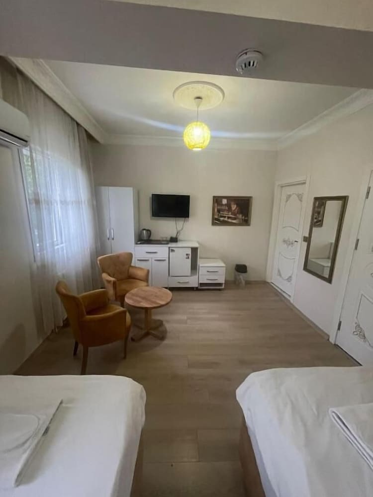 Avrasya Queen Hotel 17/30