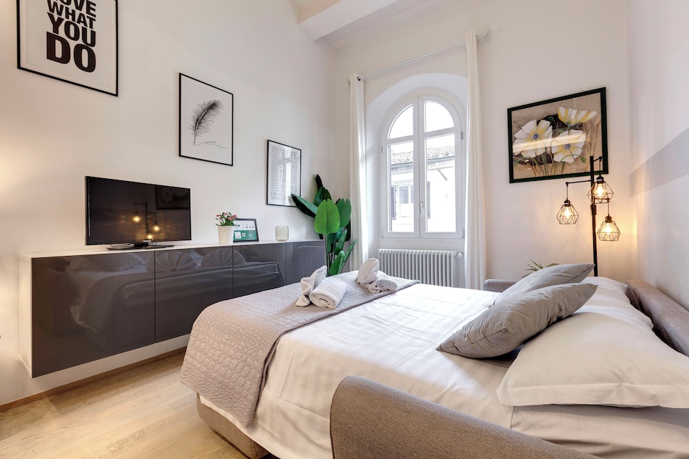 Mamo Florence - Zanobi s Apartment 9/45