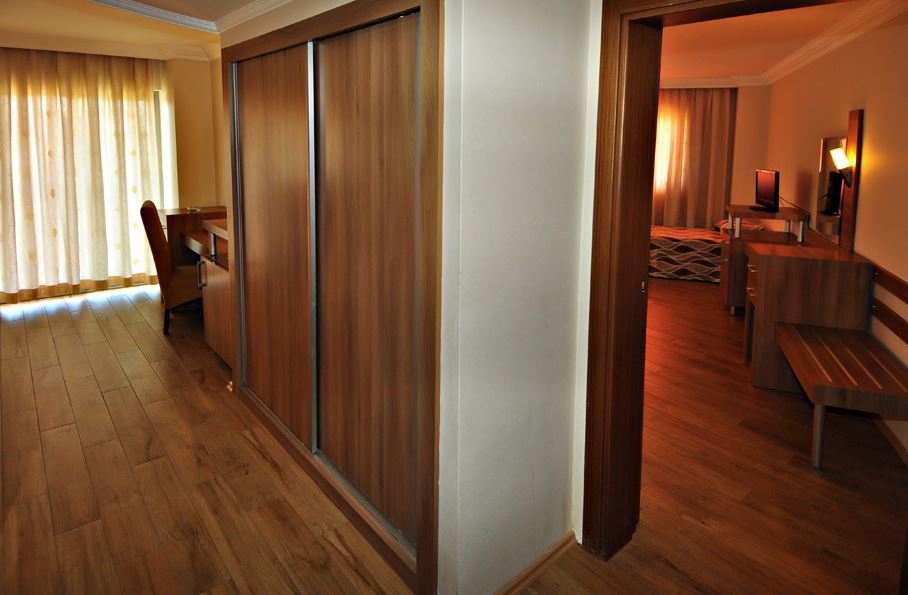 Club Side Coast Hotel 17/31