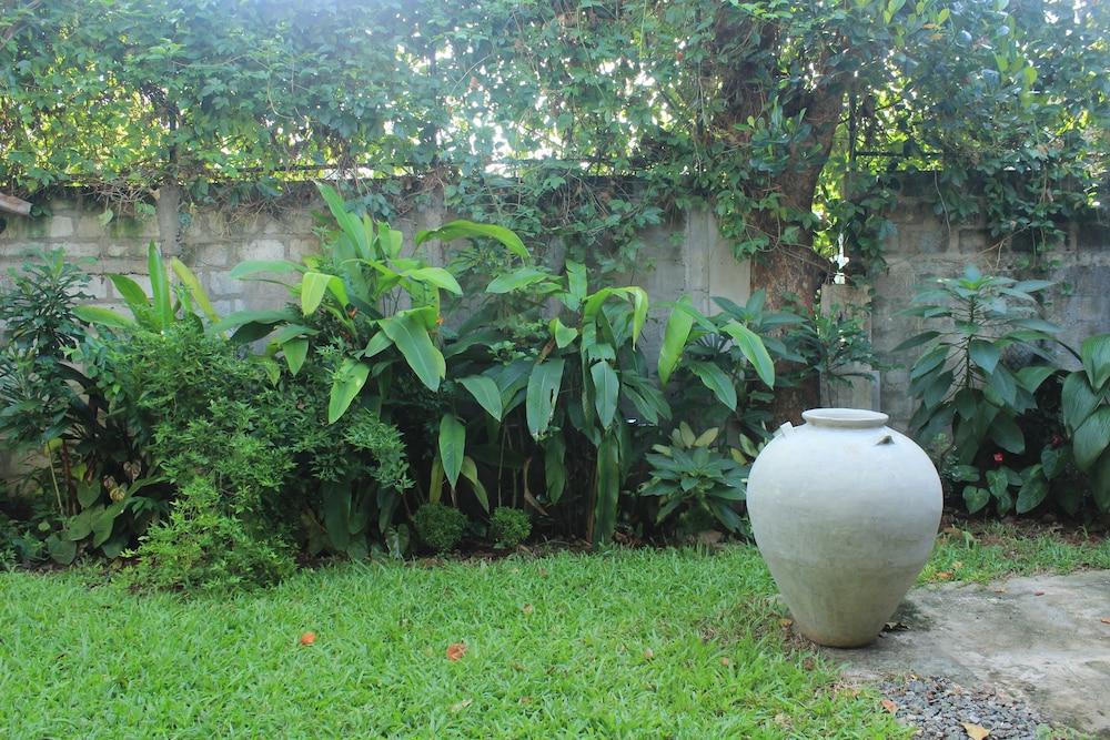 Villa Escondite 41/50