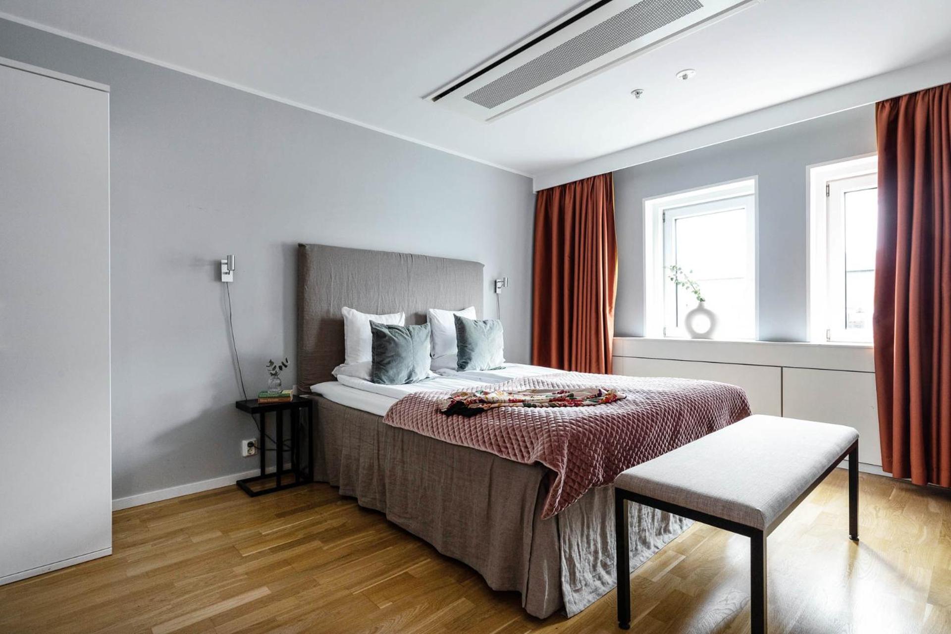 2 BEDROOMS, APARTMENT