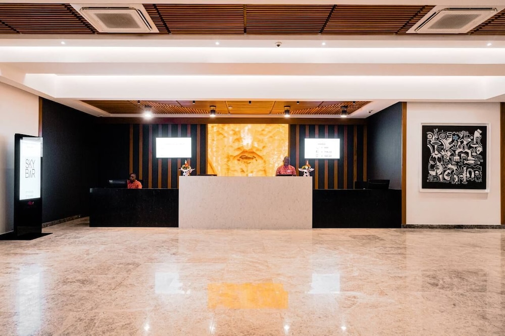 Star Land Hotel 7/60