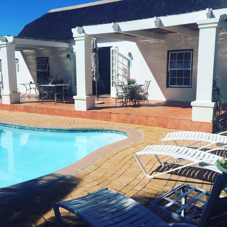 Morningside Cottage 18/28