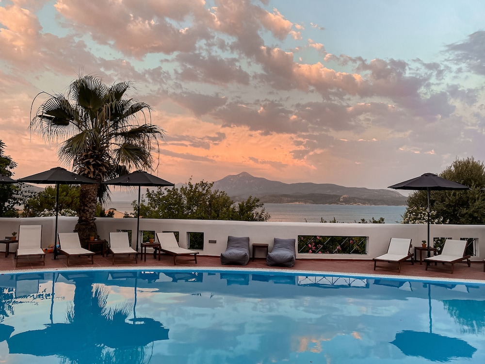 Nisea Hotel Samos 97/106