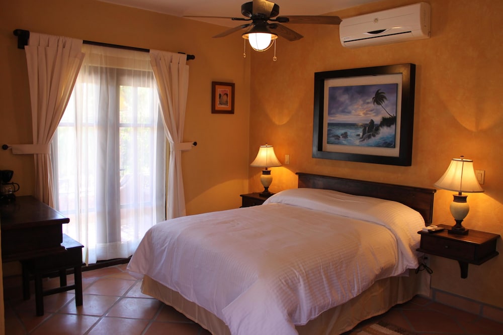 Posada Del Cortes Hotel 17/50