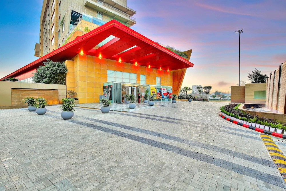 Radisson RED Chandigarh Mohali 69/75