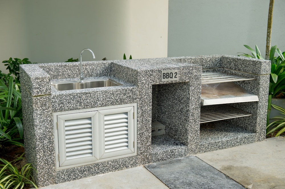 Ezzyhome @ Medini 5/38