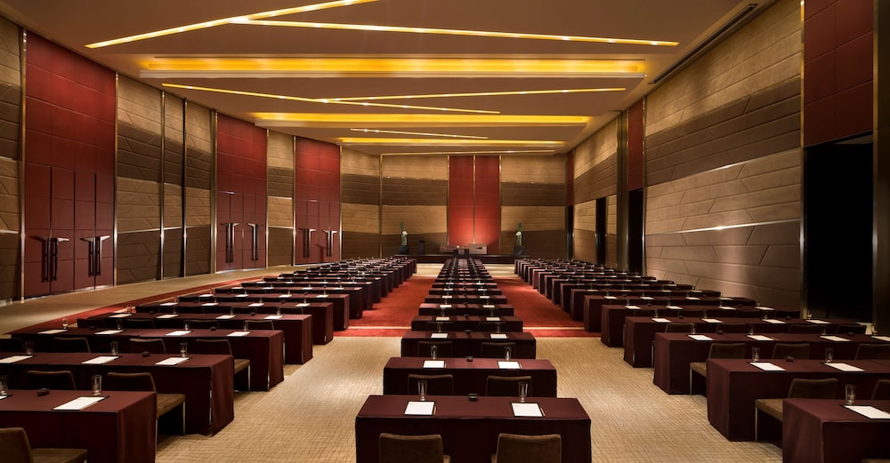 Grand Hyatt Dalian 60/67