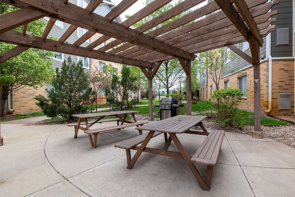 WaterWalk Extended Stay by Wyndham Wichita 41/43