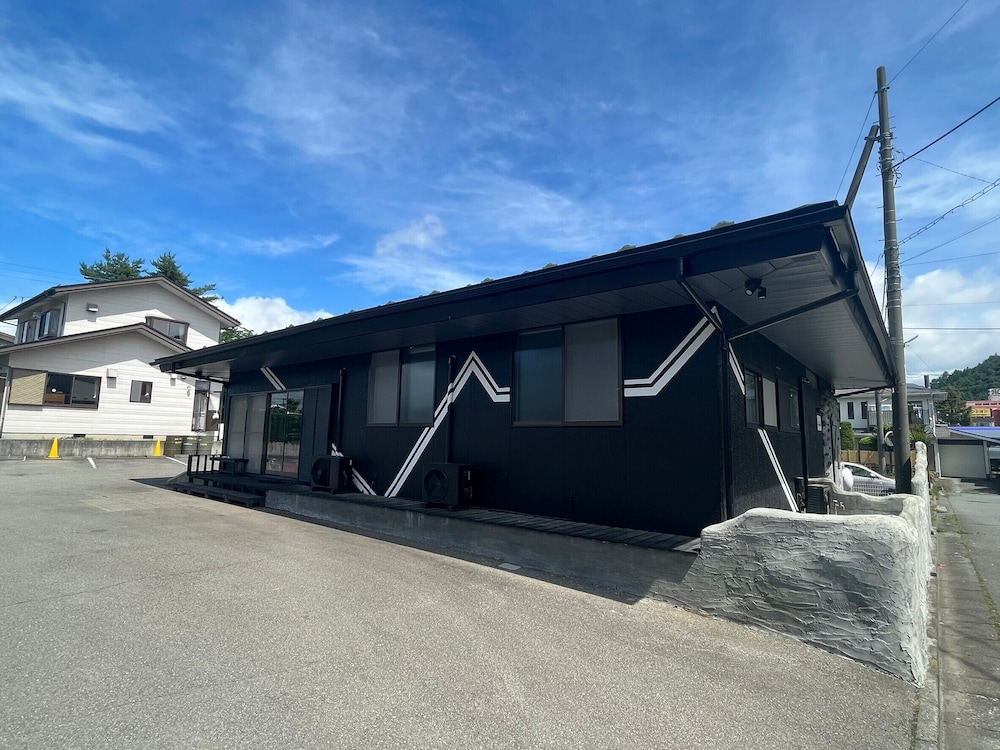 Hostel&Information Samurise 39/42