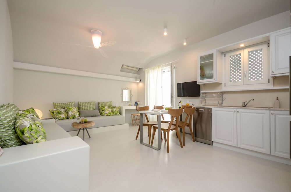 Antony Suites 31/50
