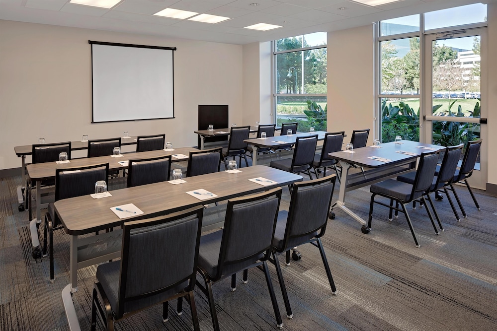 Hyatt House Irvine John Wayne Arpt 61/70