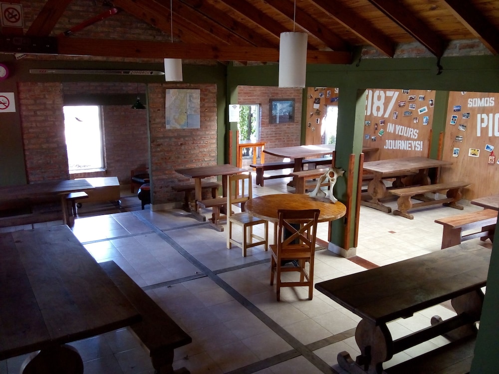 Hostel del Glaciar Pioneros 44/69