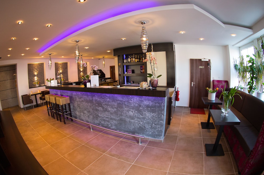 Boutique Hotel Goldene Henne 8/58