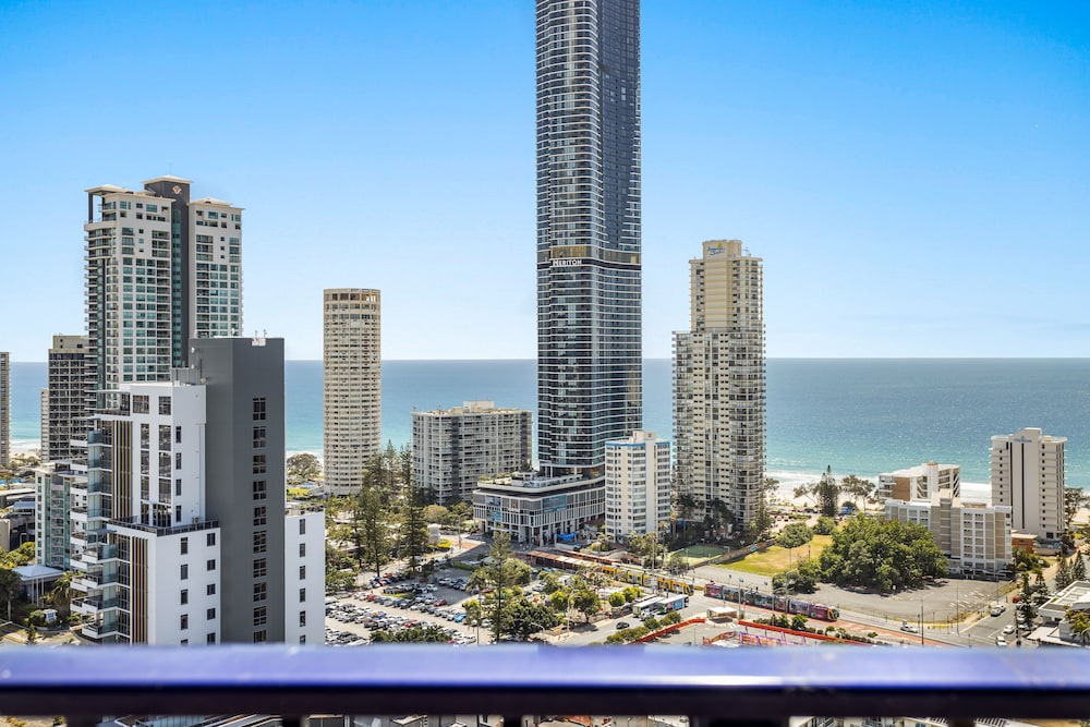Condor Ocean View Apartments 59/74