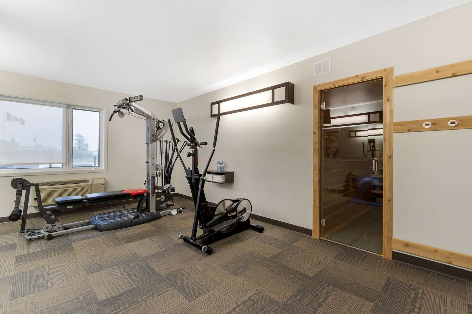 Villa Inn and Suites, SureStay Collection By Best Western 26/54