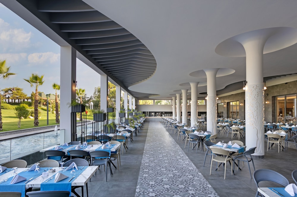 Movenpick Resort Antalya Tekirova 48/63