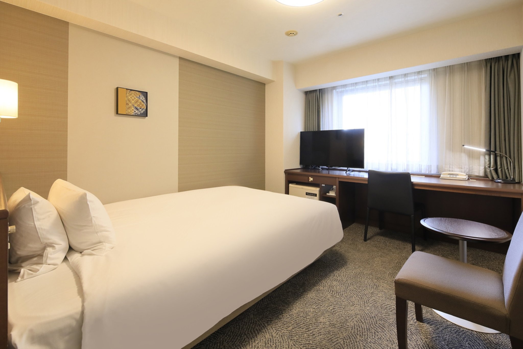 ROOM, SINGLE, DOUBLE BED, SMOKING