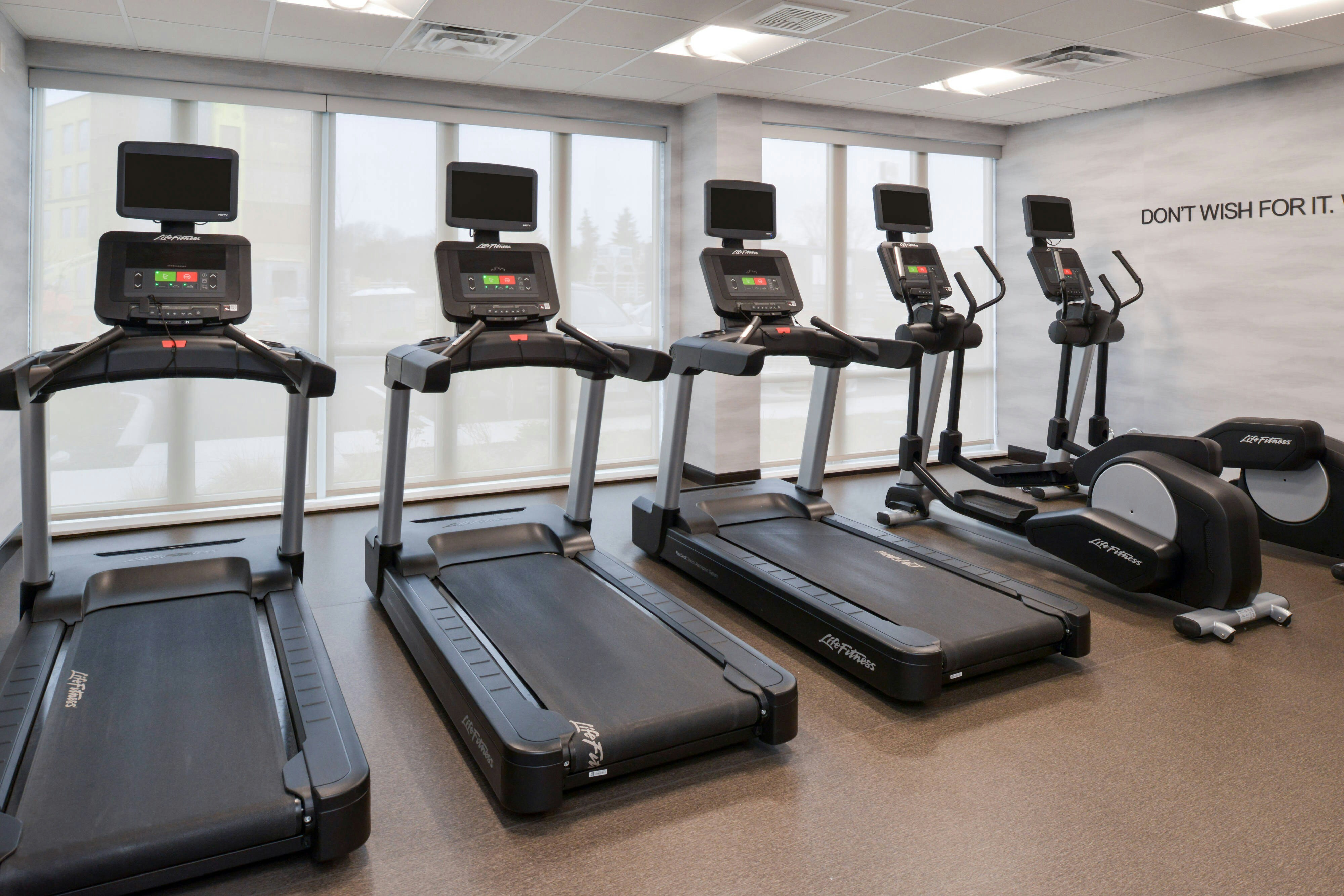 FAIRFIELD INN AND SUITES COLUMBUS GROVE CITY 24/49