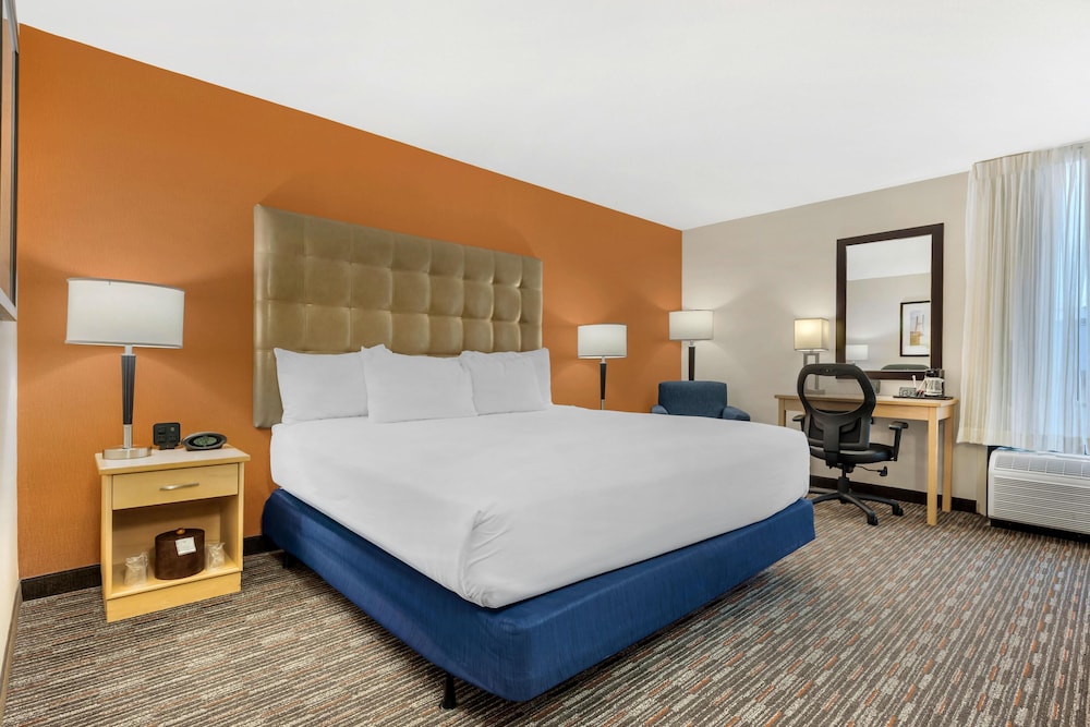 Pear Tree Inn Cape Girardeau West 17/50