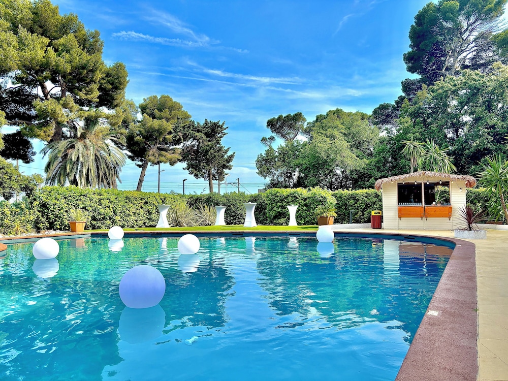 Luxotel Cannes 40/75