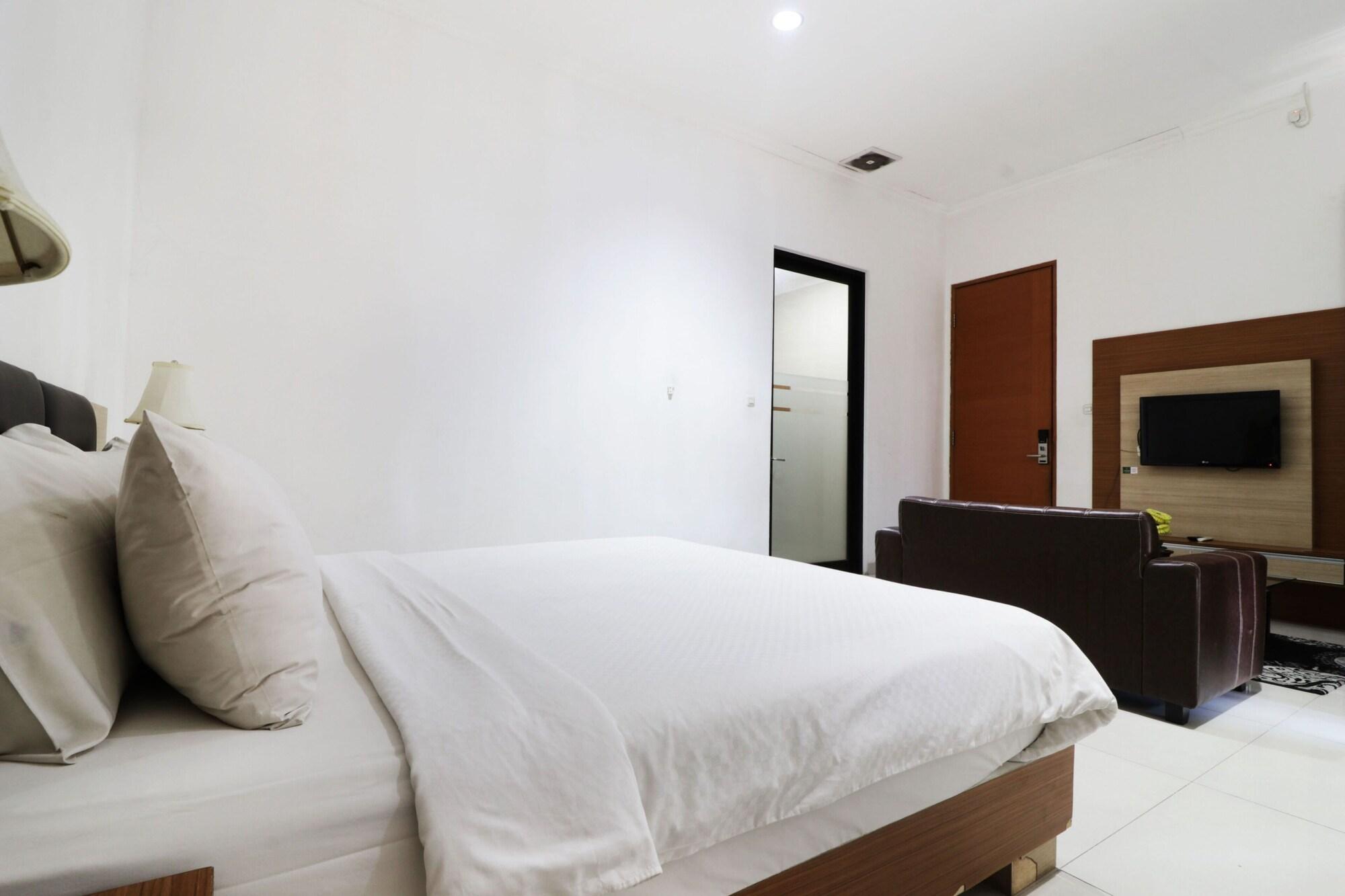 Sapadia Guest House Bandung 8/21