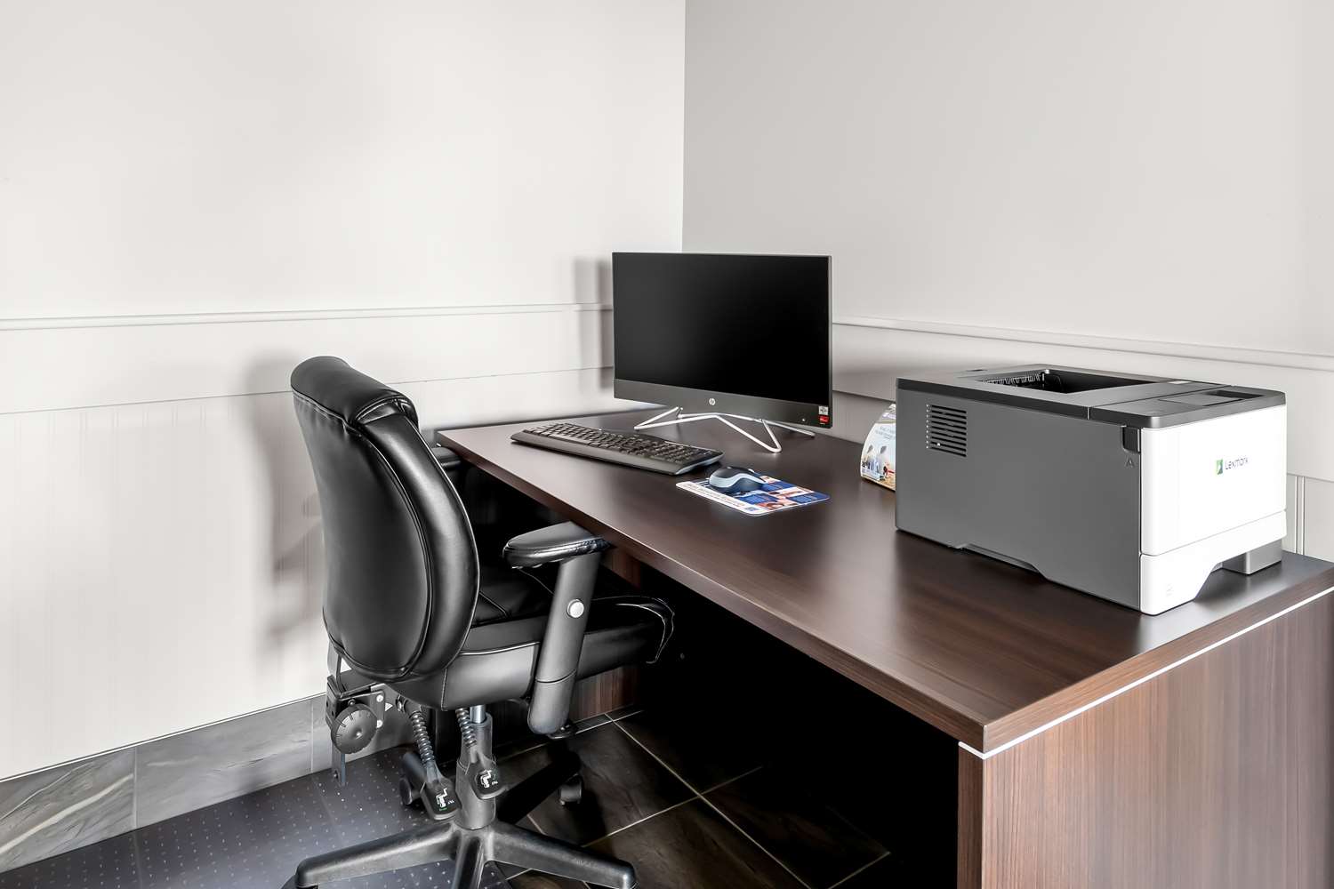 Surestay Studio By Best Western Hardisty 36/40