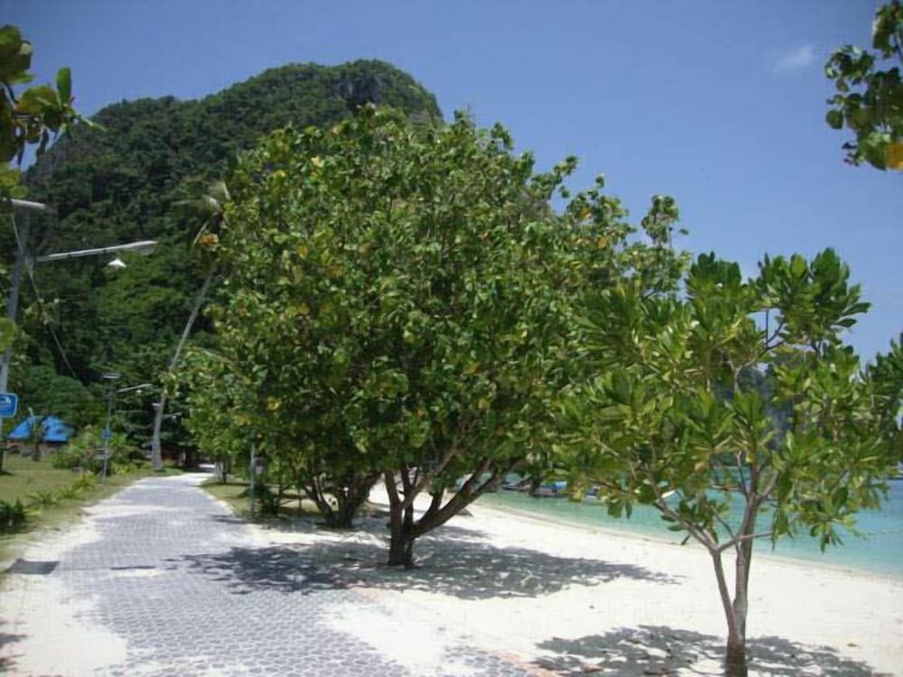 PHI PHI SAND SEA VIEW RESORT 48/57